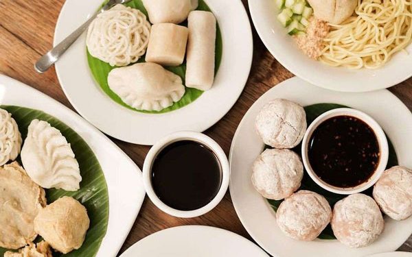 Wali Kota Palembang Resmi Buka Pesona UMKM dan Kuliner Halal Nusantara 2025