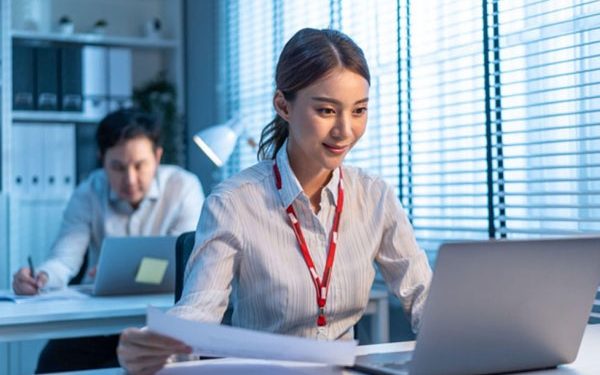 7 Karakter Karyawan yang Disukai Atasan, Pintu Sukses Karier Anda!